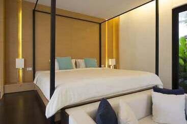 هتل The Anda Mani Khaolak Beachfront Villas