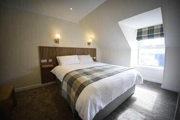 هتل The Caledonian