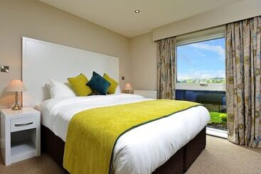 هتل The View At The White Horse Woolley Moor