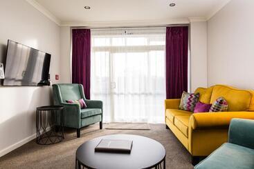 مُتل Pebble Beach Motor Inn