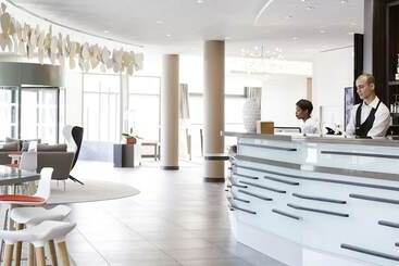 Novotel Paris Saint Denis Stade Basilique