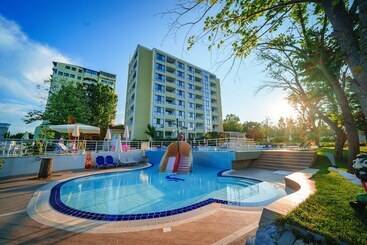Perla Royal Hotel   All Inclusive - Primorsko