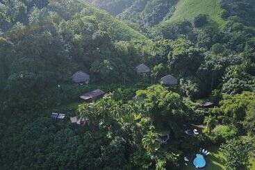 Vanira Lodge