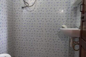 تختخواب و صبحانه Bkc Villa 2