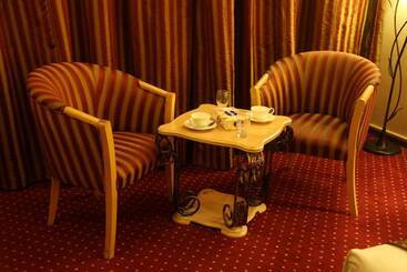 Damask Hotels - Al Hada