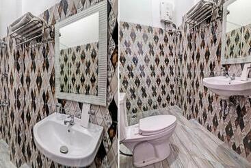 هتل Oyo 91203 Naufal Residence Syariah