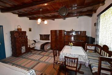 پانسیون Casa Traditionala Ardeleana