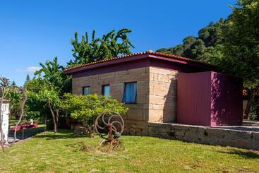 پانسیون Casal De Tralhariz   Turismo De Habitacao