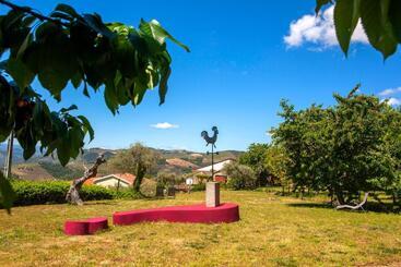 پانسیون Casal De Tralhariz   Turismo De Habitacao