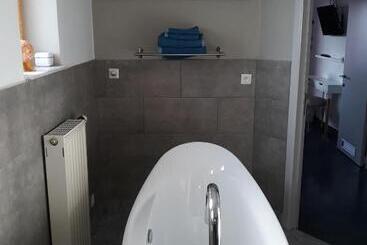 تختخواب و صبحانه Villa Marco 176