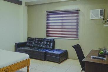 هتل 2428 Suites