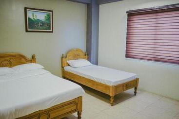 هتل 2428 Suites