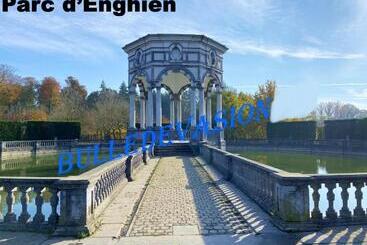 تختخواب و صبحانه Bulle D Evasion Silly Près De Pairi Daiza
