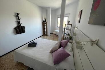 تختخواب و صبحانه Sarah Kite Ii Vv, Room 2