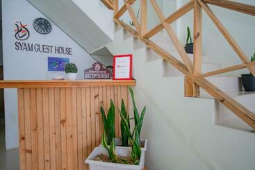 هتل Reddoorz Syariah Near Rembele Airport Bener Meriah