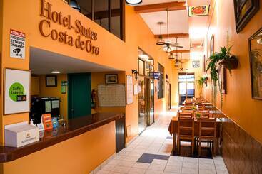 هتل Suites Costa De Oro