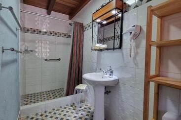 هتل Copacabaña Lodge