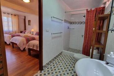 هتل Copacabaña Lodge