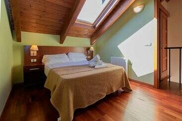 Apartamentos Villanua 3000