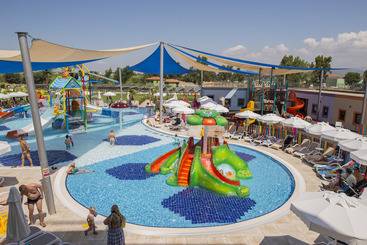 Dream World Aqua Hotel All Inclusive