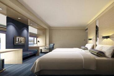 هتل Aloft Yancheng
