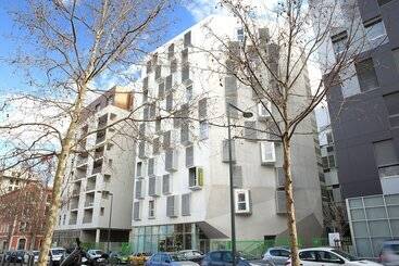 B&b Hotel Marseille Euromed