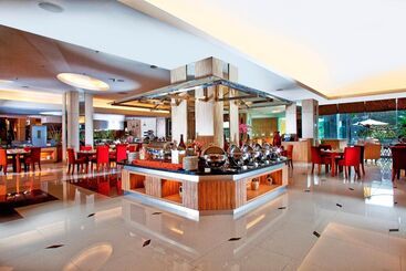 Grand Artos Hotel & Convention