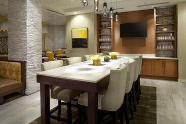 هتل Hyatt Place Miami Airport East