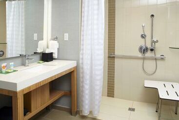 هتل Hyatt Place Miami Airport East