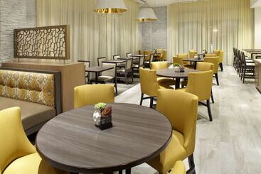 هتل Hyatt Place Miami Airport East