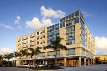 هتل Hyatt Place Miami Airport East