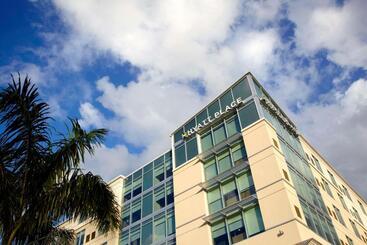 هتل Hyatt Place Miami Airport East