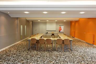 هتل Ibis Budget La Roche Sur Yon Vendespace