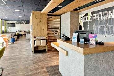 هتل Ibis Budget La Roche Sur Yon Vendespace