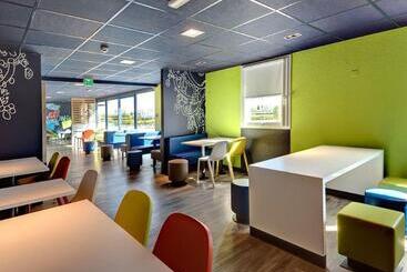 هتل Ibis Budget La Roche Sur Yon Vendespace