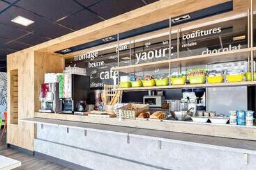 هتل Ibis Budget La Roche Sur Yon Vendespace