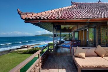 هتل Jasri Bay Hideaway
