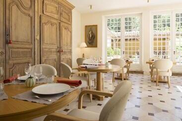 هتل La Bastide En Gascogne