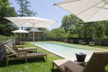 هتل La Bastide En Gascogne