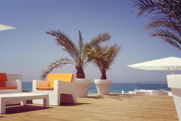 Le Grand Hotel De La Plage
