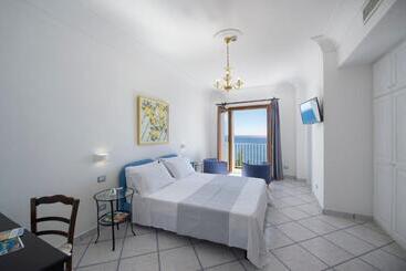 Maresca Hotel Praiano