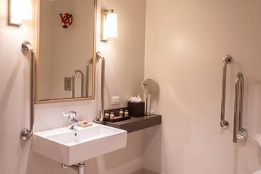 هتل Marriott Portauprince
