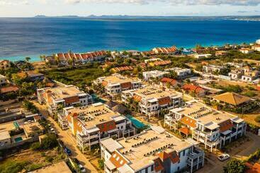 هتل Resort Bonaire