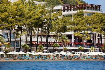 酒店 Orka Lotus Beach