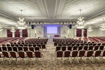 هتل Sunis Efes Royal Palace Resort & Spa