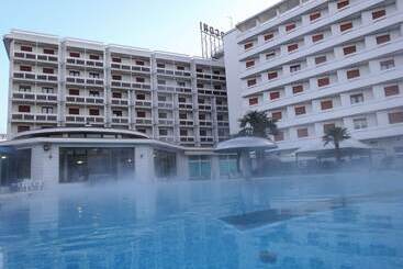 هتل Terme Marconi