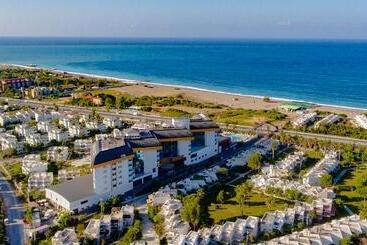 Throne Beach Resort & Spa