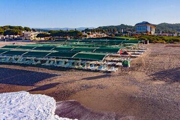 Throne Beach Resort & Spa