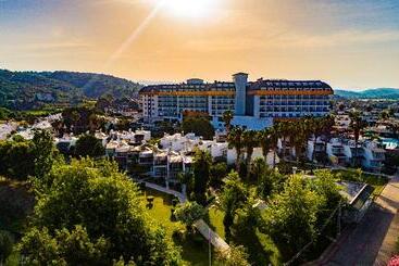 Throne Beach Resort & Spa