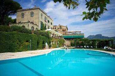 هتل Villa Cimbrone